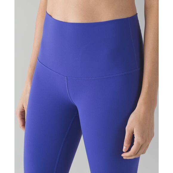 Lululemon Wunder Under Crop (Hi-Rise) 21" Luxtreme Size 4 Purple - Picture 6 of 8